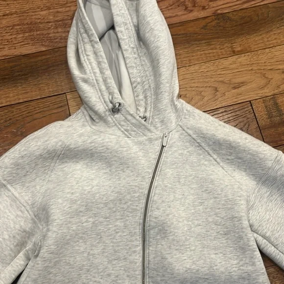 Lululemon In Orbit Jacket size 4 - Picture 10 of 11